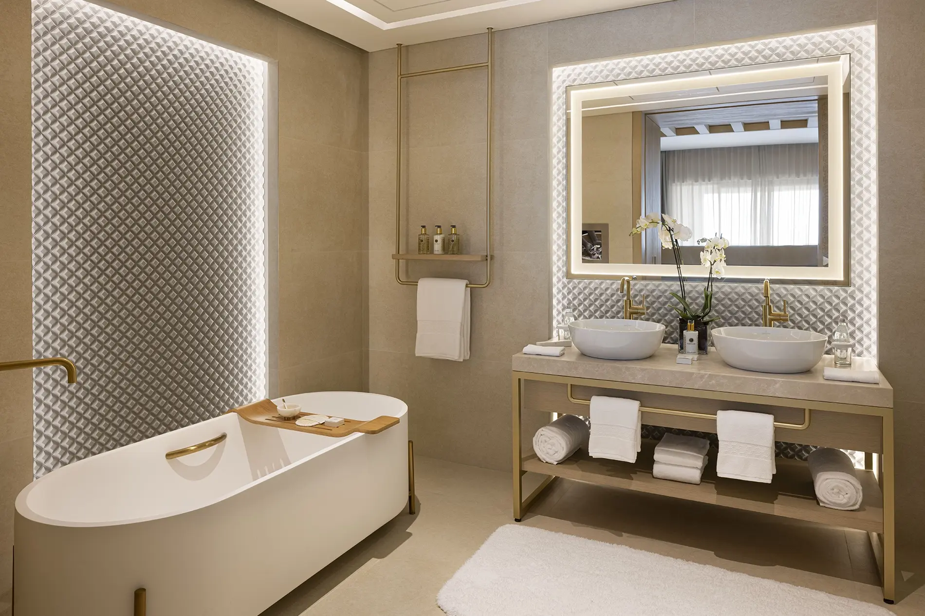 Havelock One Jumeirah Gulf of Bahrain Turnkey Fit Out Guest Bathroom